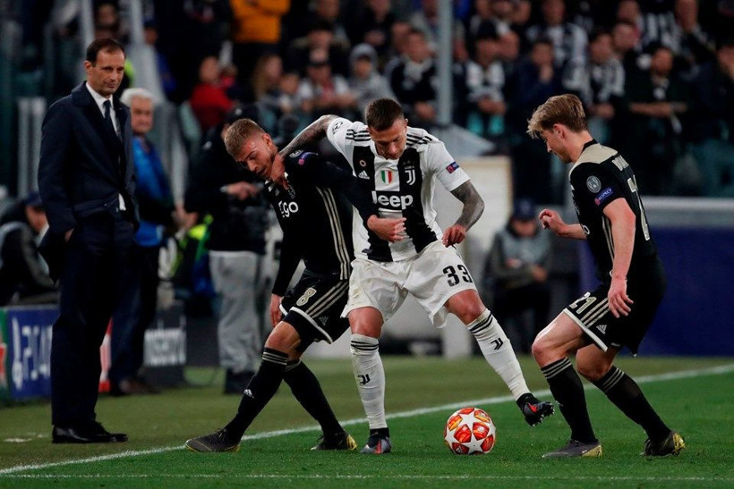 Ajax Juventus'u devirdi Şampiyonlar Ligi'nde tarih yazdı - Resim: 3