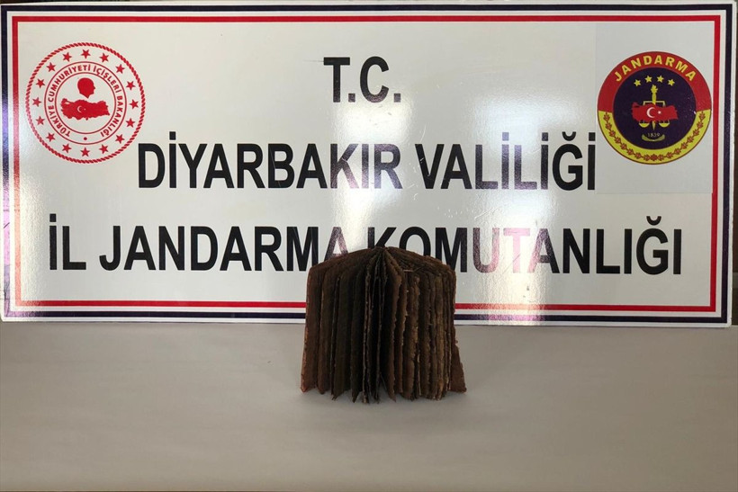 Diyarbakır'da bin 300 yıllık kitap ele geçirildi - Resim: 1