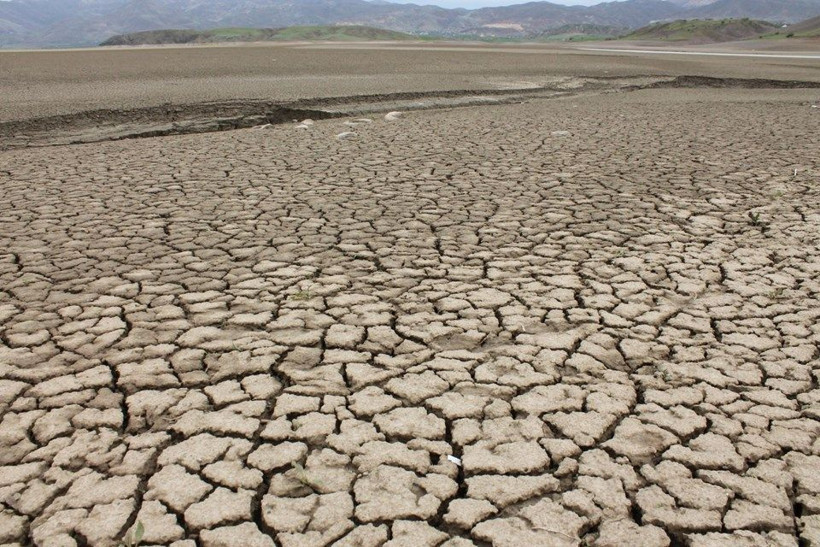 5 yıl önce kuruyan Murat Nehri'nin son hali hayranlık uyandırdı - Resim: 1