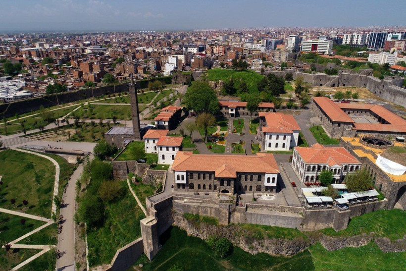 Türkiye'nin mimari yapısıyla en ilgi çekici camileri - Resim: 4