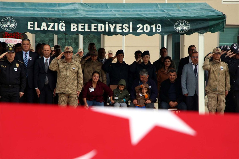 Şehit Astsubay Ferdican Altunkaş memleketine uğurlandı - Resim: 2