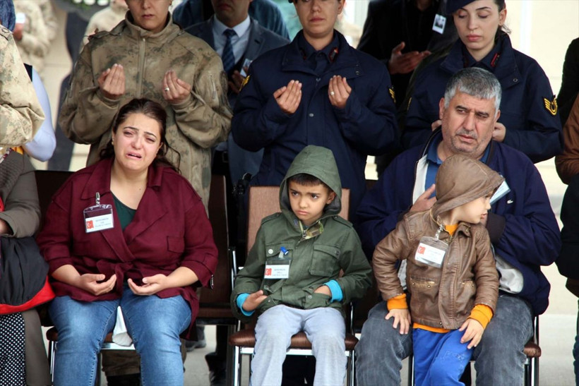 Şehit Astsubay Ferdican Altunkaş memleketine uğurlandı - Resim: 4
