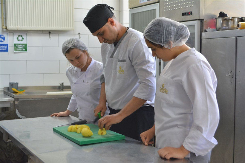 Bu okul bitirene iş garantisi veriyor - Resim: 4