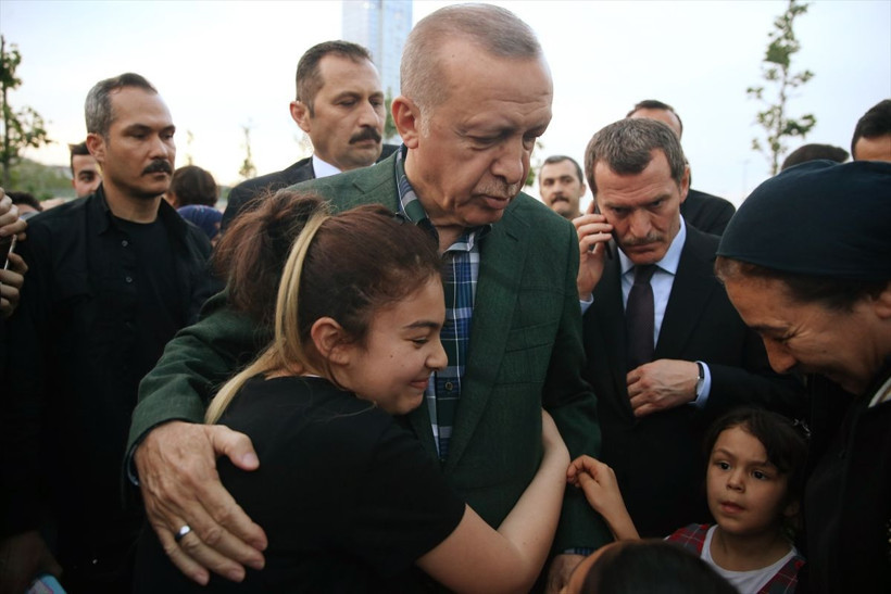 Cumhurbaşkanı Erdoğan vatandaşlarla iftar yaptı - Resim: 4