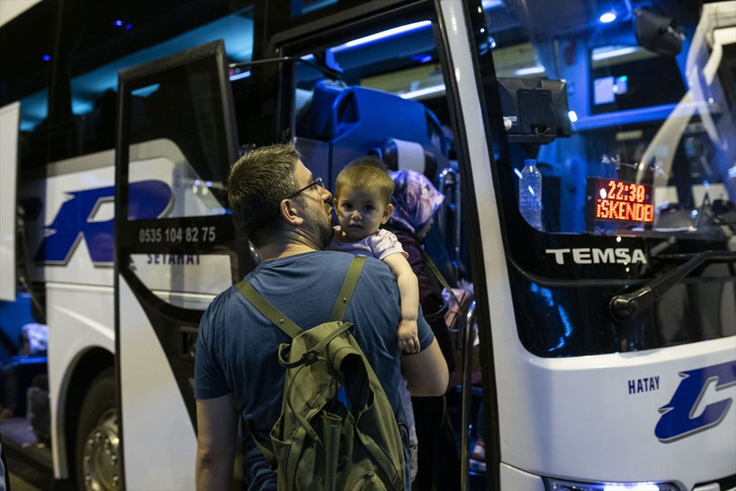 AŞTİ'de Ramazan Bayramı yoğunluğu Ek seferler başlattılar - Resim: 2