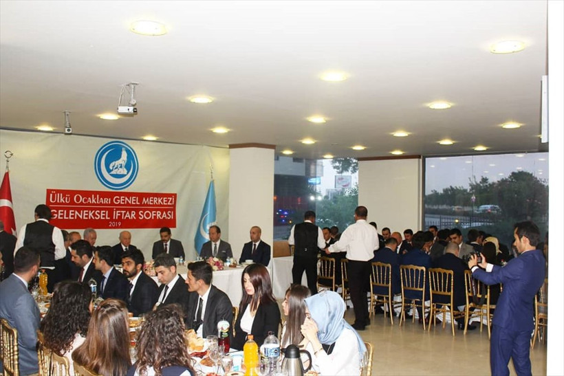 MHP Genel Başkanı Devlet Bahçeli Ülkü Ocaklarının iftarına katıldı - Resim: 2