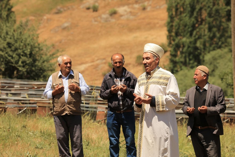 Van'da bal duasına çıktılar - Resim: 3