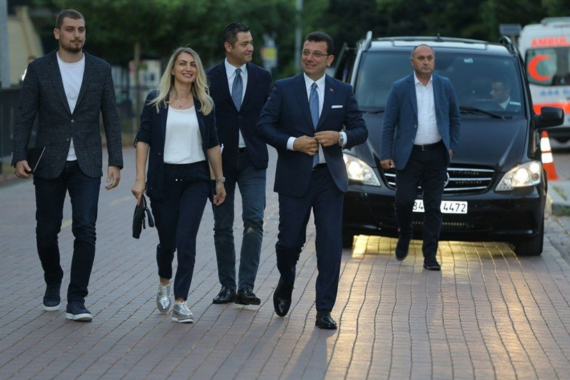 Binali Yıldırım ve Ekrem İmamoğlu karşı karşıya geldi - Resim: 3