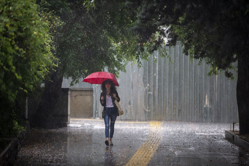 Bugün çok kuvvetli yağmur ve fırtına var! Meteorolojiden 50 ile sel uyarısı geldi - Resim: 3