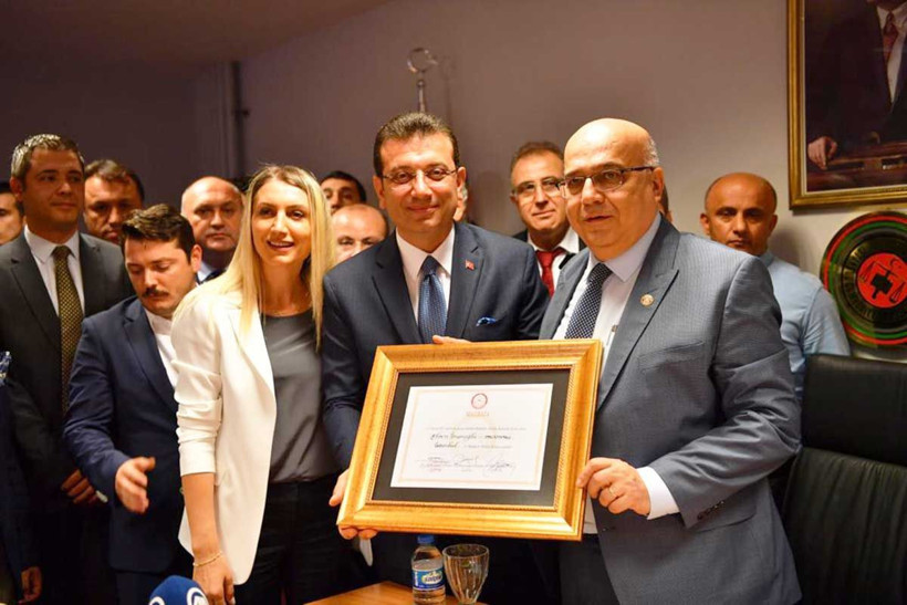 Odasındaki dua fotoğrafı çok tartışılmıştı! İmamoğlu konuyla ilgili ilk kez konuştu - Resim: 2