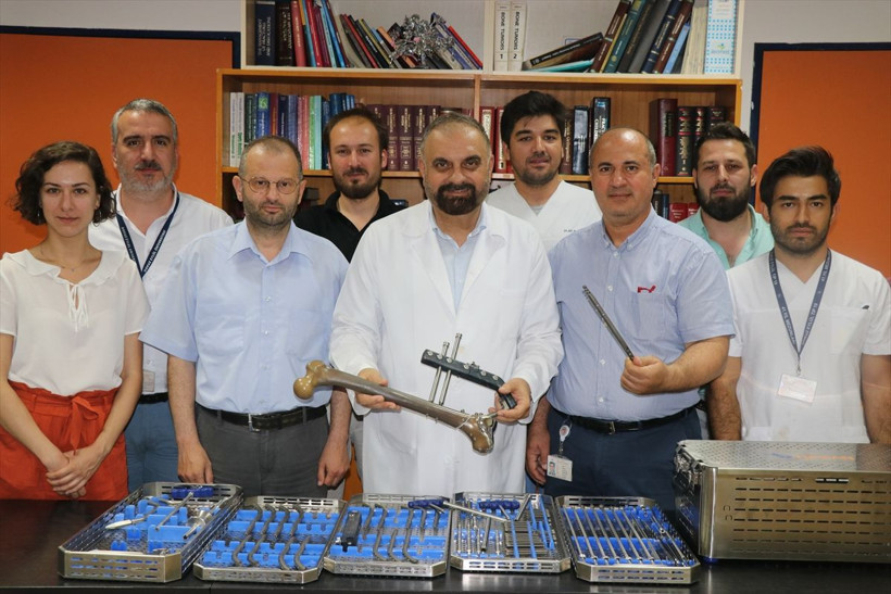 Dokuz Eylül Üniversitesi Ortopedi ve Travmatoloji Ana Bilim Dalı'nda kırık tedavileri için yerli çivi üretildi - Resim: 4