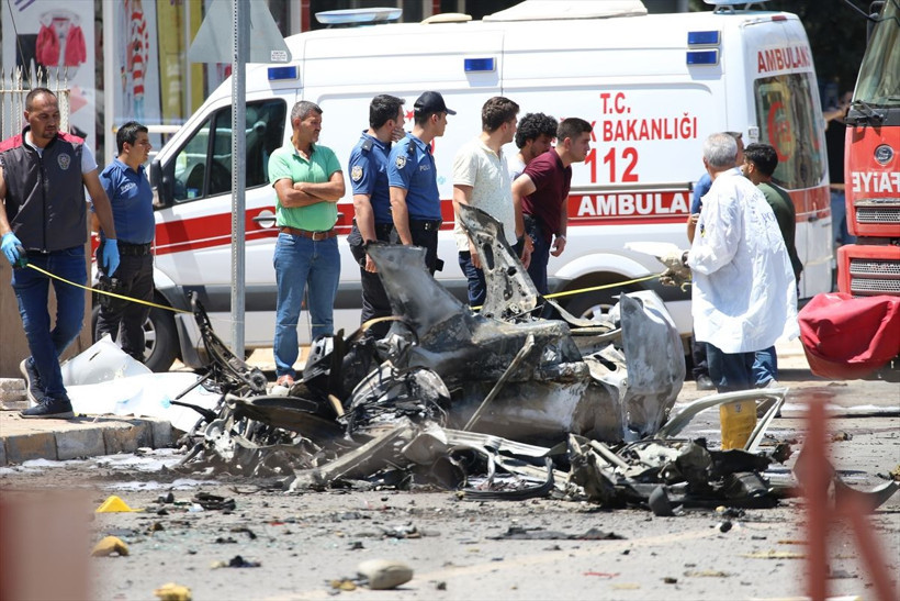 Hatay Reyhanlı'da hain bombalı saldırı! Patlamadan ilk görüntüler; - Resim: 2
