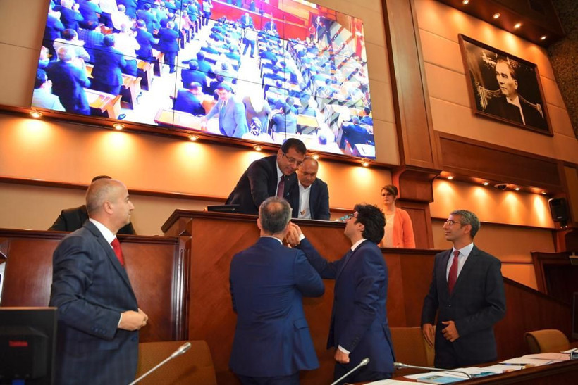 İBB'nin borcu ne kadar kasada sadece 7 milyon var Ekrem İmamoğlu açıkladı - Resim: 1