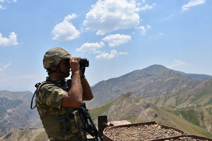 Hakkari'de uzman çavuş Lokman Sarıaslan'la oğlu omuz omuza vatan nöbetinde - Resim: 4