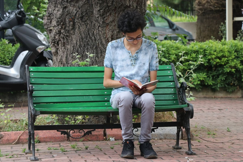 Hastane odasında İngilizce öğrendi! Oxford'dan ödül aldı - Resim: 2
