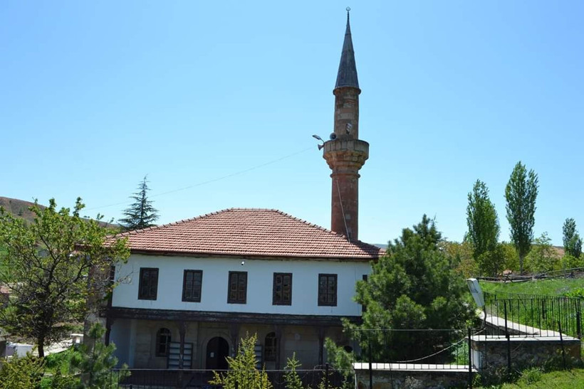 İmam minareden düştü! Ağır yaralı - Resim: 2