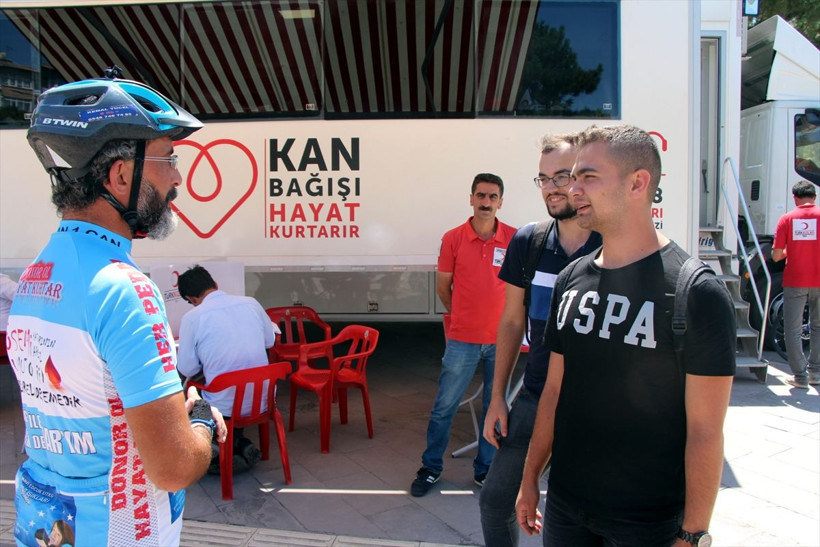 Kemal Yücel evlat acısını kalbine gömdü! Çocuklara umut oldu - Resim: 4