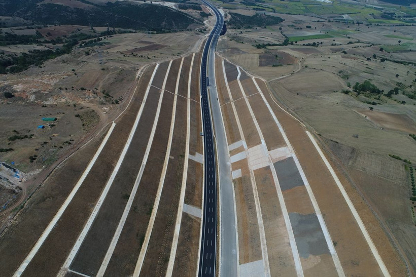 İstanbul İzmir otoyolu fiyat listesi çıktı! Erdoğan açtı İzmir artık 3.5 saat - Resim: 3