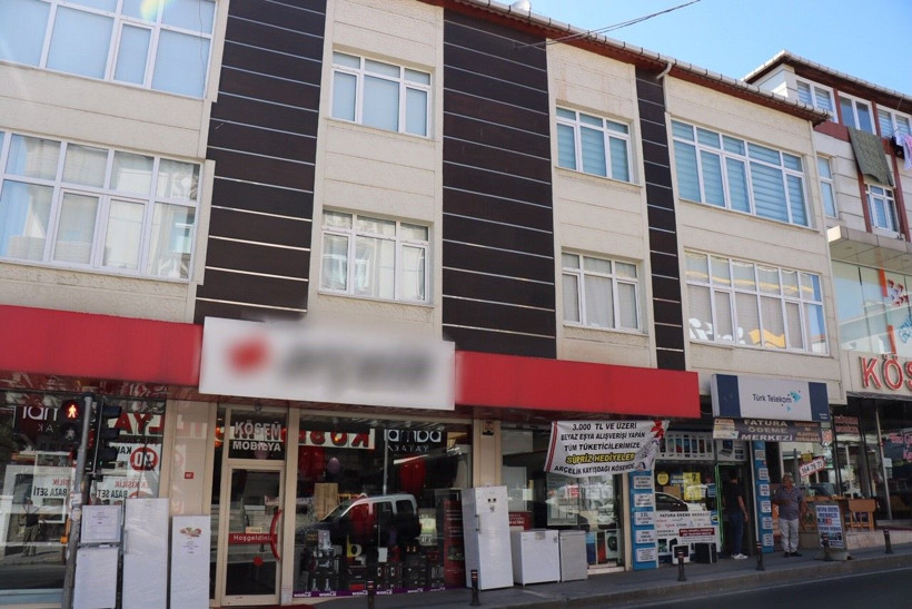 İstanbul Ataşehir'de temizlikçi kadın 4. kattan düştü - Resim: 4