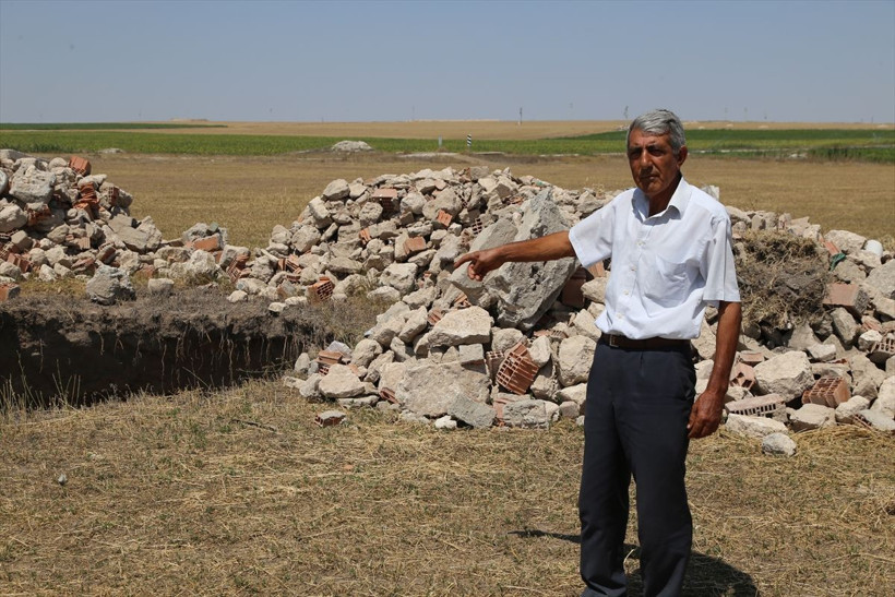 Eskişehir'de ürküten görüntü! 17 metre derinliğinde etrafını taşlarla çevirdiler - Resim: 4
