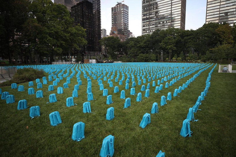 Okul çantaları 'mezar' oldu - Resim: 3