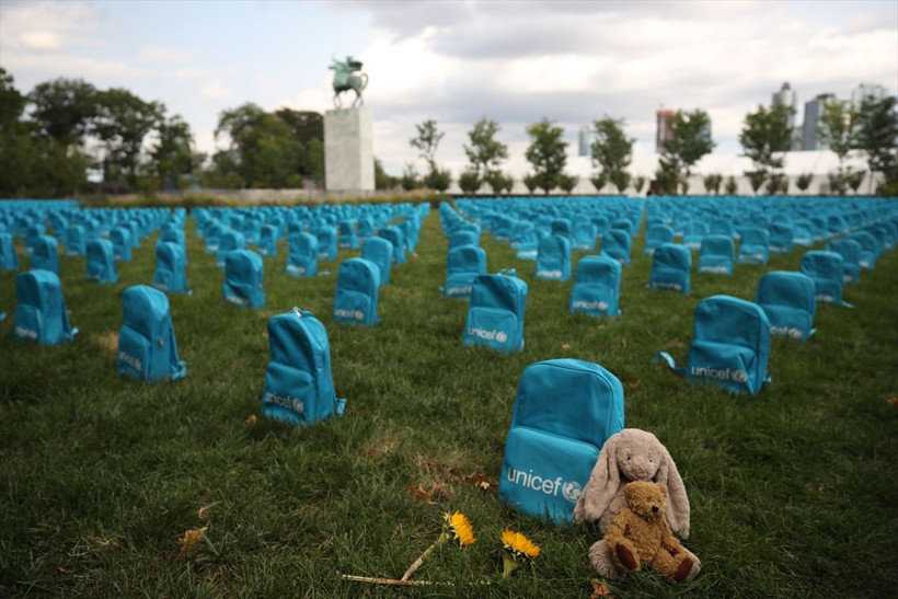 Okul çantaları 'mezar' oldu - Resim: 4