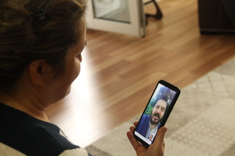 Savcı Sayan'dan raynaud fenomeni hastası Seval Taşdan'a tiftik eldiven - Resim: 4