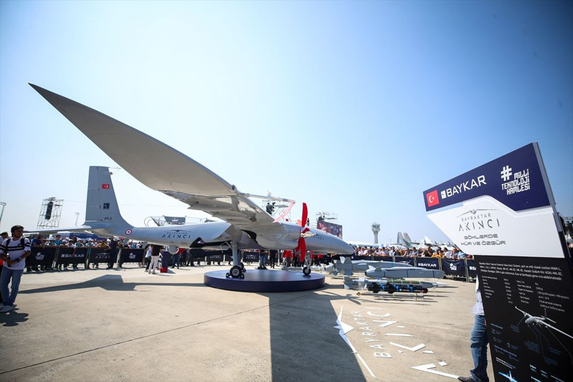 Akıncı Taarruz İnsansız Hava Aracı görücüye çıktı - Resim: 1