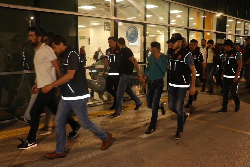 Isparta’da uyuşturucu şebekesine operasyon 17 gözaltı - Resim: 1