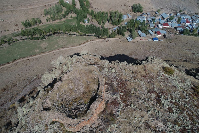 Erzurum'da bulundu bölgede eşi benzeri yok 3 bin yıllık çıktı - Resim: 2