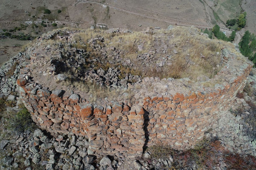 Erzurum'da bulundu bölgede eşi benzeri yok 3 bin yıllık çıktı - Resim: 4