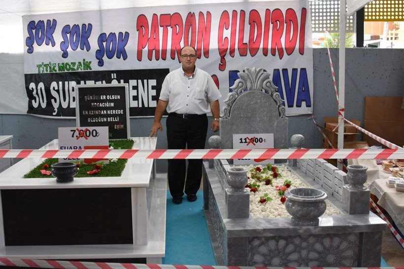 Bu kadar da olmaz! İndirimli mezar görenleri şaşırttı - Resim: 4