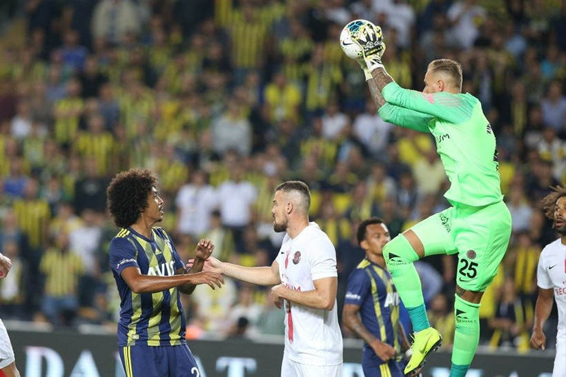 Fenerbahçe'ye Antalya darbesi sonrası olay sözler: Fantezi yapma topla kendini Ersun - Resim: 3