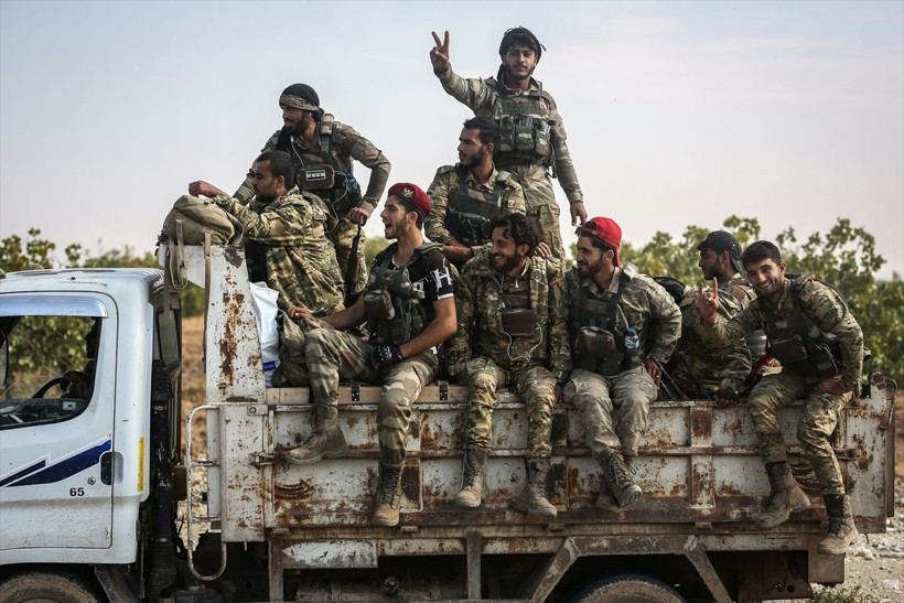 SMO birliklerini taşıyan 40 araçlık konvoy Rasulayn'dan çıkıp Ceylanpınar'a geldi - Resim: 1