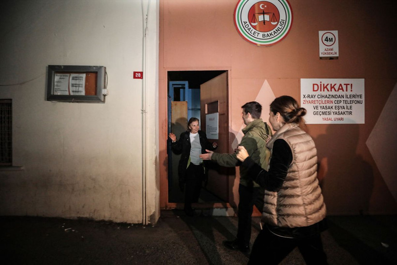 Nazlı Ilıcak cezaevinde adeta çökmüş! Son görüntüleri şoke etti - Resim: 4