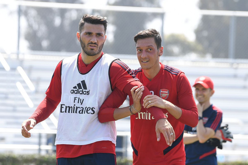 Mesut Özil'e saldırının yeni görüntüleri ortaya çıktı - Resim: 1