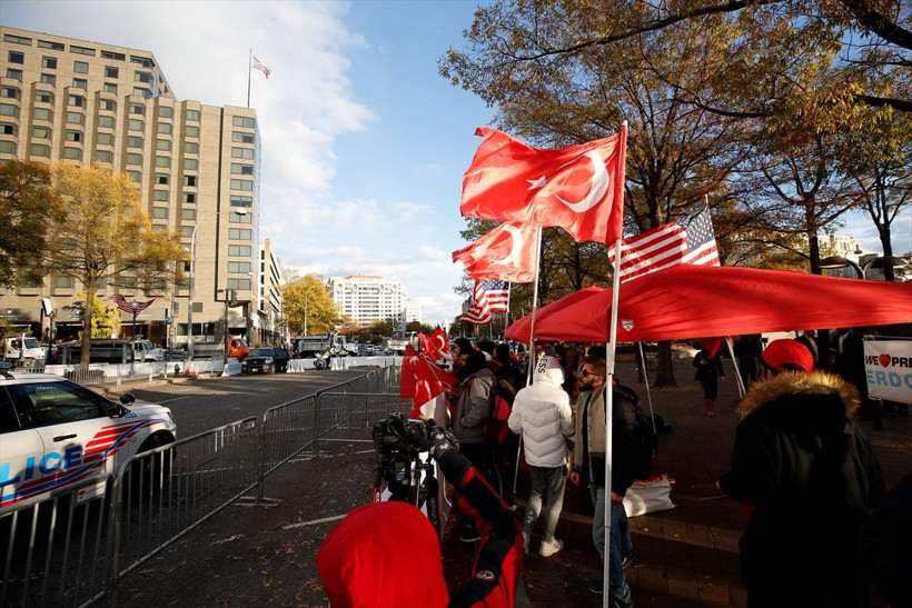 Hulusi Akar Reis'i buraya getir sloganları! Erdoğan ABD'de cama çıktı - Resim: 4