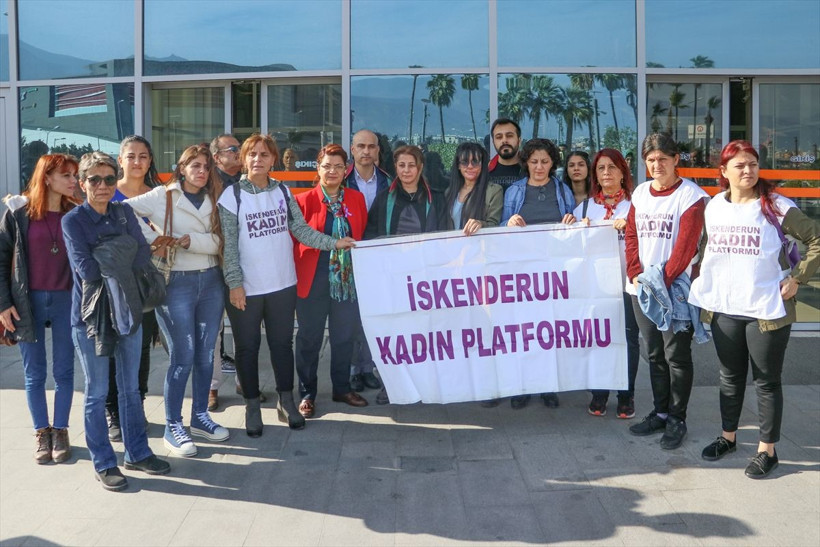 Yüzü asitle yakılan Berfin Özek ilk kez mahkemede - Resim: 1