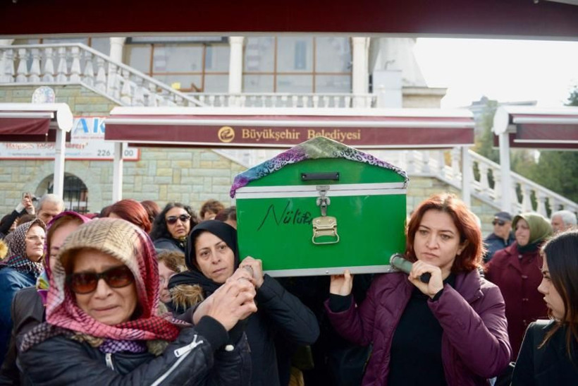 Kocası satırla öldürmüştü! 23 kez suç duyurusunda bulunmuş ancak... - Resim: 3