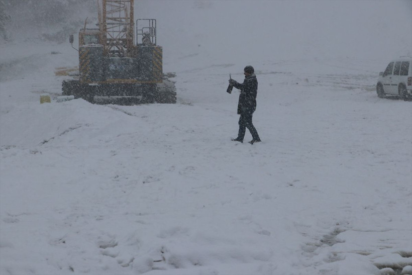 Kastamonu’da kar aniden bastırdı sürücüler zor anlar yaşadı - Resim: 4
