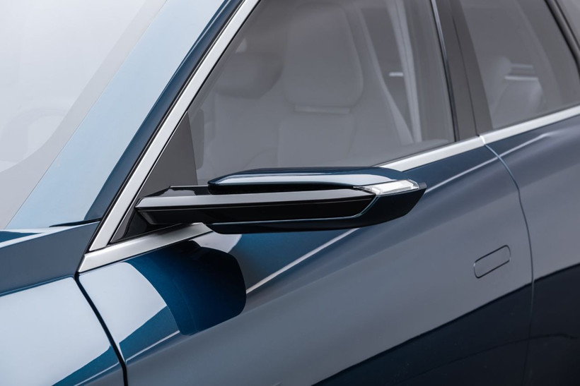 Yerli otomobilin içini gördünüz mü? Orta konsolu çok farklı - Resim: 3