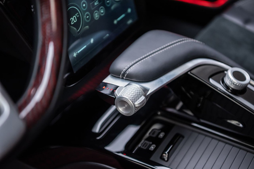 Yerli otomobilin içini gördünüz mü? Orta konsolu çok farklı - Resim: 2