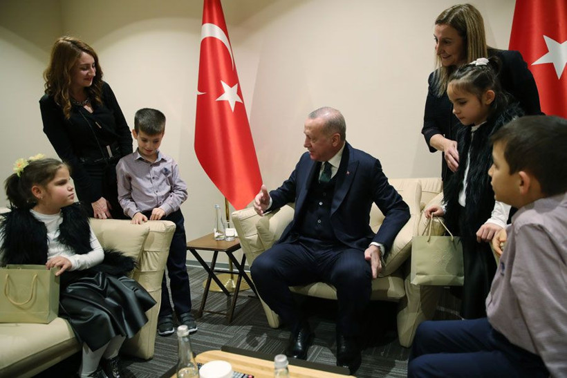 Cumhurbaşkanı Erdoğan görme engelli öğrencileri kabul etti - Resim: 3
