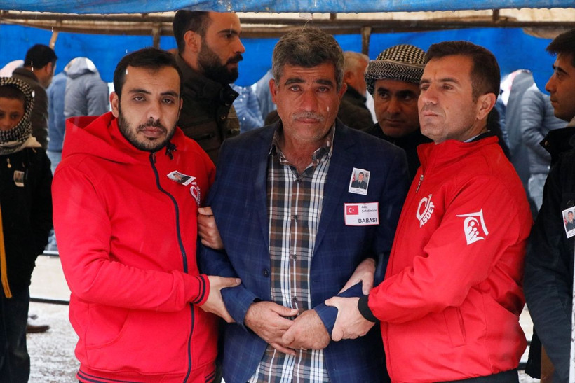 Şehit Piyade Uzman Onbaşı Mustafa Alpaklı Şanlıurfa'da son yolculuğuna uğurlandı - Resim: 1