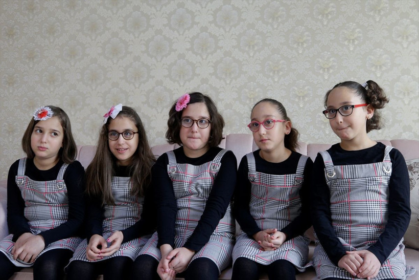 Konya'da aynı okula giden beşizler ilgi odağı oldu - Resim: 3