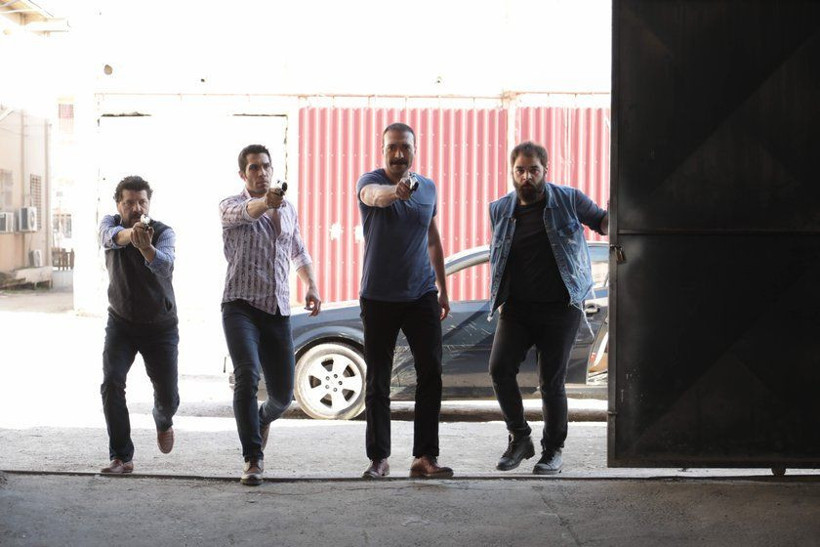 Ramo'nun Fatoş'una yorum yağdı göğüs dekoltesine bakın! - Resim: 3