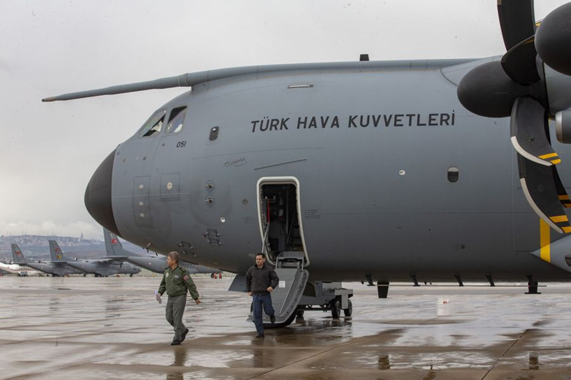 Çin'deki Türk vatandaşlarını tahliye operasyonu başlıyor - Resim: 1