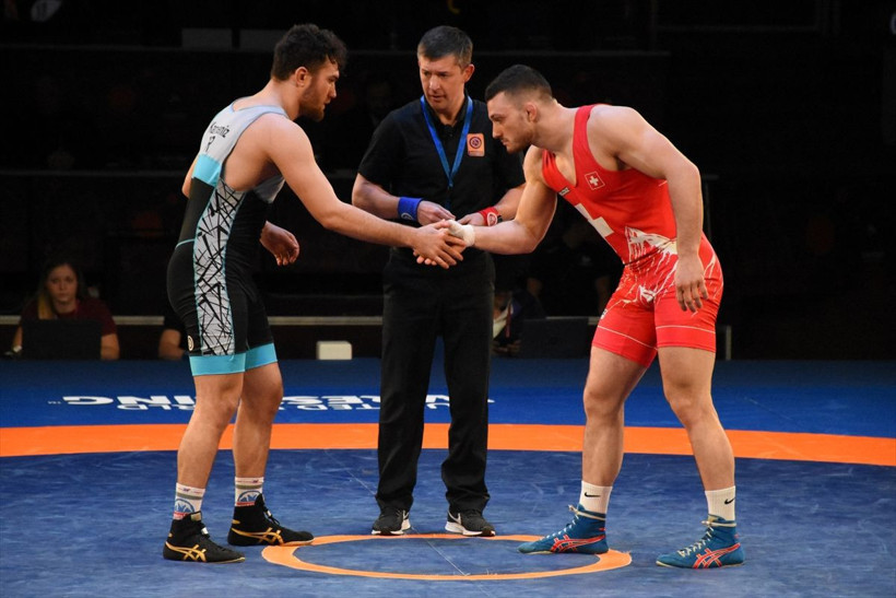 Milli güreşçi Süleyman Karadeniz Avrupa şampiyonu oldu - Resim: 1