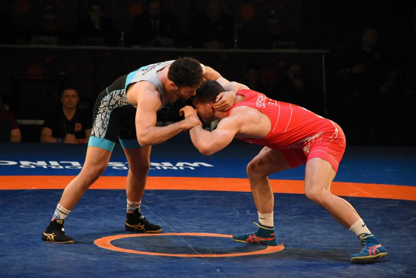 Milli güreşçi Süleyman Karadeniz Avrupa şampiyonu oldu - Resim: 2