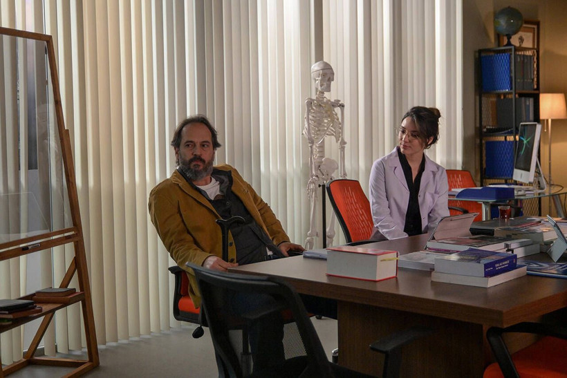 Kanal D'den Hekimoğlu'nu yakan hataya yorum yağdı! - Resim: 4